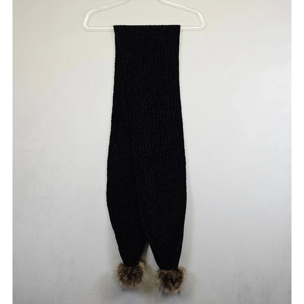 Black Long Chenille Knit Scarf Womens OS Faux Fur Pom Pom‎ Winter Cozy Chic Soft